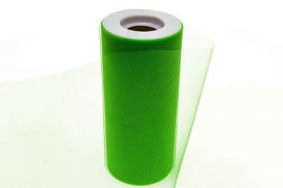 Фатин в шпульках 16-146, 10 гр/м2, шир. 15 см (в нам. 25+/-1 м), цвет зелёный - купить в Владивостоке. Цена: 100.69 руб.
